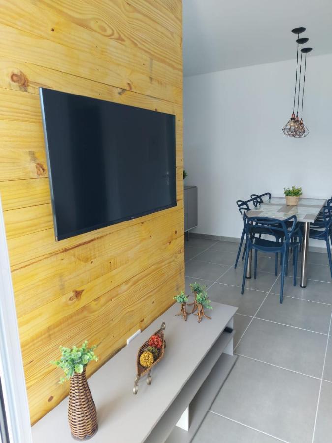 Apartamento Completo Em Ubatuba - Tenorio - Piscina E Churrasqueira Gourmet エクステリア 写真